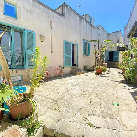 Donnarosa Villa Giurdignano Exterior photo