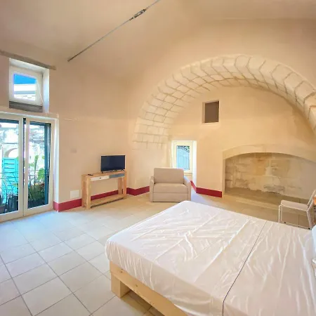 Donnarosa Villa Giurdignano Exterior photo