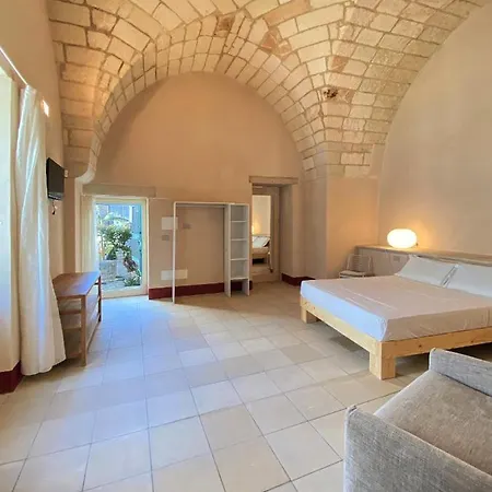 Donnarosa Villa Giurdignano Exterior photo